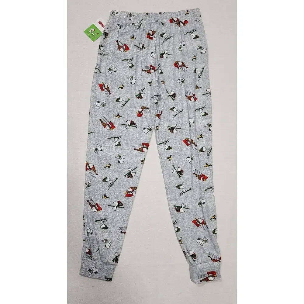Snoopy skiing pajamas women's medium NWT